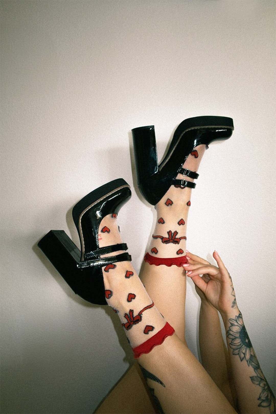 Checker Sheer Socks Red main image 0