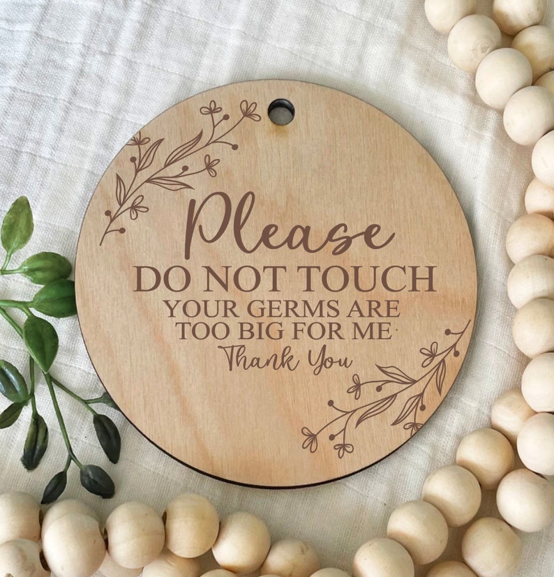 Do Not Touch Baby Sign, Car Seat Sign, Baby Germs Tag, Preemie Sign, Baby Shower Gift Ideas, New Baby, Baby Carrier Sign, Stroller Tag afbeelding 1