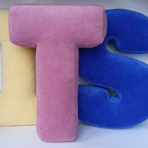 Almohadas con letras de terciopelo para fiesta de baby shower: decoraciones para baby shower, nombre de bebé, regalo para niña, almohada con letras tiernas