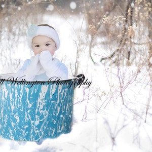 DIGITAL Background for Baby child infant newborn kid photo photography prop for photographers: Light Blue Stock Pot in Snow
