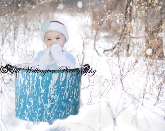 DIGITAL Background for Baby child infant newborn kid photo photography prop for photographers: Light Blue Stock Pot in Snow