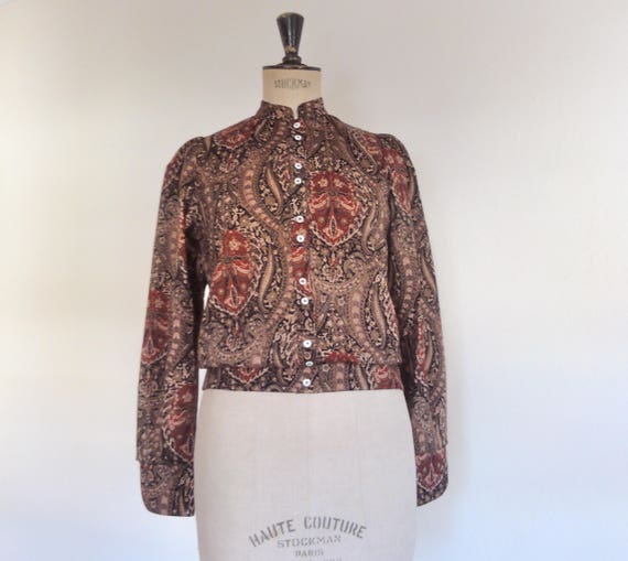 Vintage 70s paisley print blouse secretary blouse