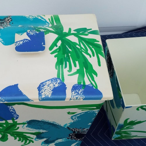 Mid Century Design By Vera Neumann Cloths Hamper shops Trash Can Vanity Blue Flowers