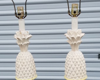 Vintage Hollywood Regency Antique Pair Of Wood Carved Pineapple Table Lamps
