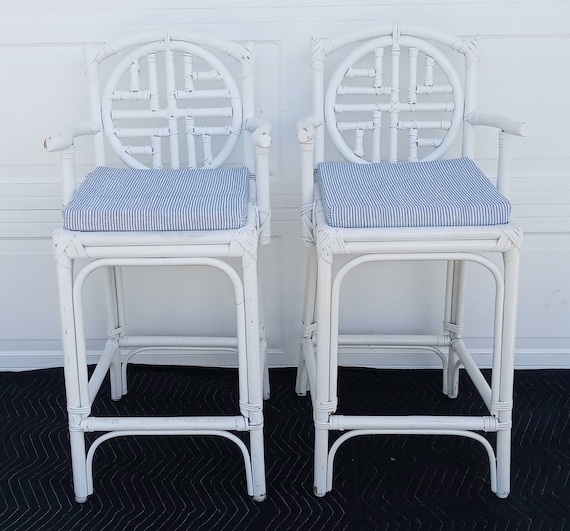 Vintage Mid Century Pair of Pagoda Chinese Chipendale Bamboo White