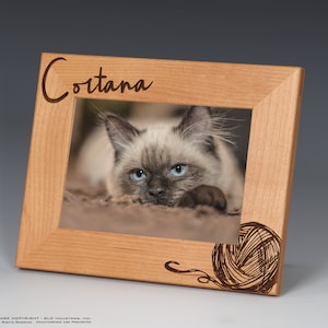 Cat Name Picture Frame, Pet Picture Frame, Custom Engraved, Personalized, Pet Name Frame, Cat Picture Frame, Cat Gift, Cat Frame, Cat