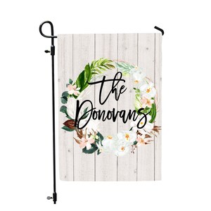 Welcome Garden Flag, Welcome Flag, Summer Flag, Cottage Chic, Farmhouse Decor, Pineapple Flag, Personalized Garden Flag, Flower Flag