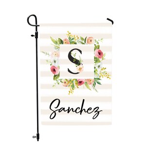 Personalized Garden Flag, Summer Garden Flags, Garden flags, Farmhouse Garden Flag, Rustic Country Decor, Floral Flag with name