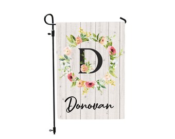 Personalized Flag, Welcome Garden Flag, Garden flags, Farmhouse Garden Flag, Rustic Country Decor, Floral Wreath with Name