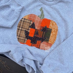 Patchwork-Kürbis-Sweatshirt, Halloween-Patchwork-Sweatshirt mit Rundhalsausschnitt, süßes Jack-o’-Lantern-Sweatshirt Bild 5