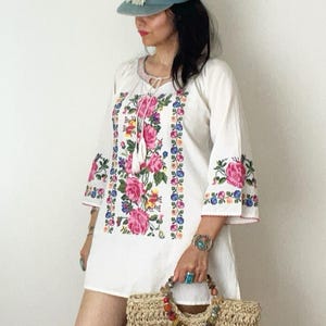 Vintage Hungarian Style Tunic / Bohemian, Hippy, Floral, Needlepoint, Embroidered, Folk Blouse / S / M /