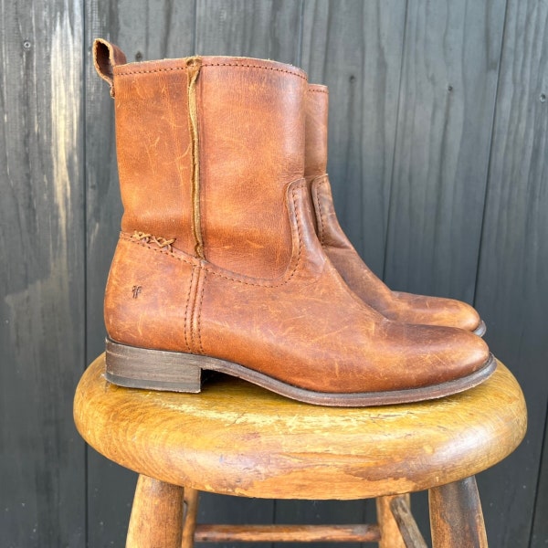 Vintage Frye Chelsea Boot Size 7 / Brown Leather Ankle Boots / Cognac Booties