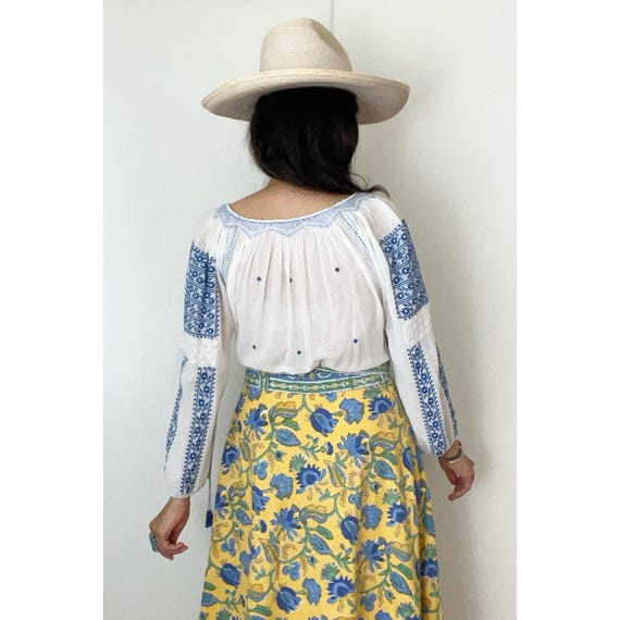 Vintage Hungarian Gauze Folk Blouse / Romanian Em… - image 3