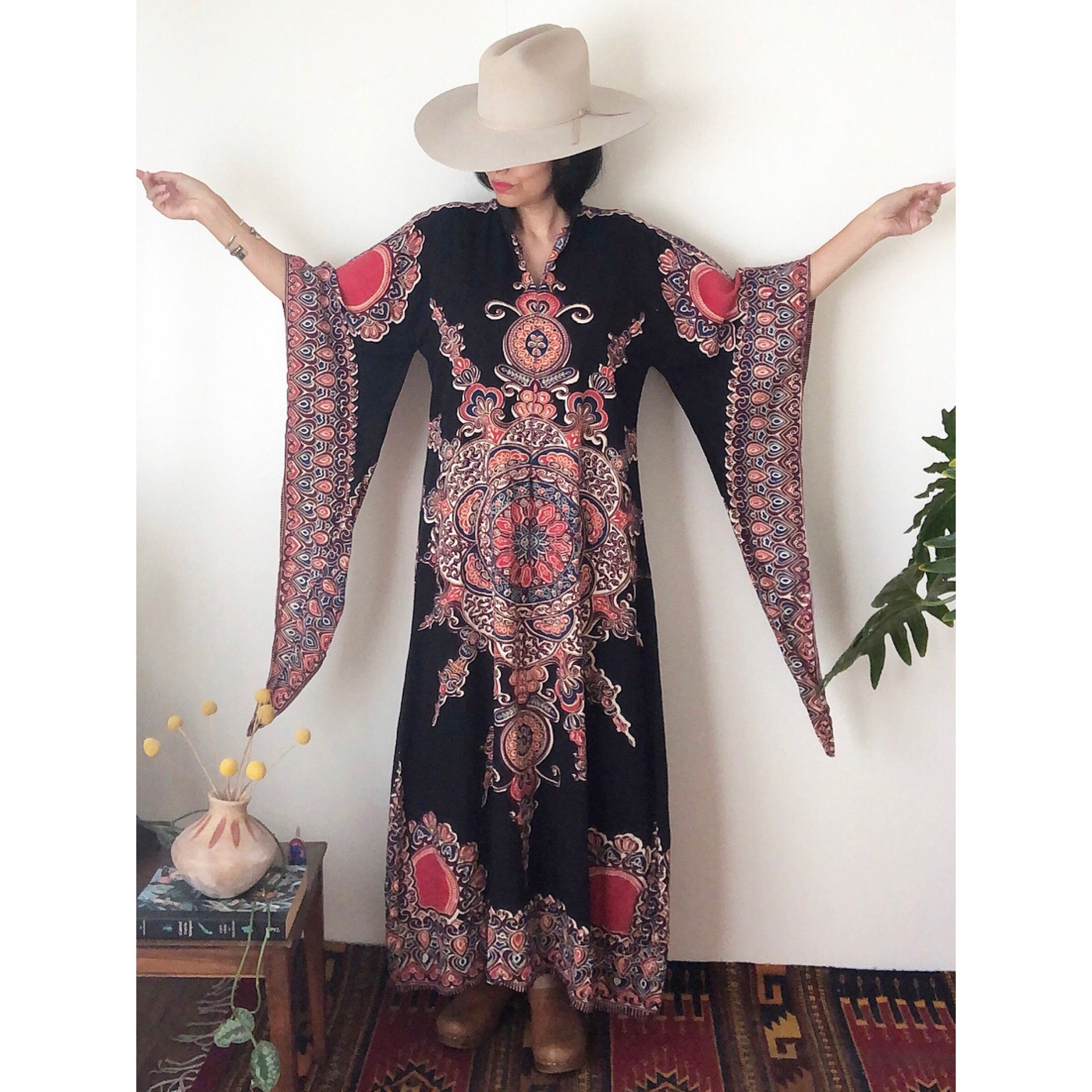 Print Caftan Dress / 70s Ethnic Kaftan 