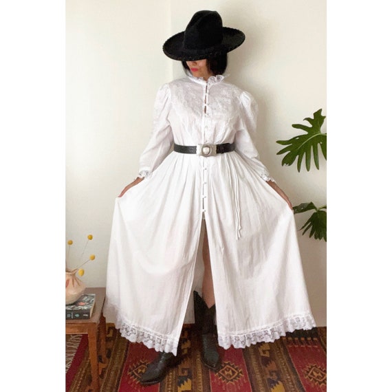Vintage White Cotton Nightgown / Bohemian Prairie… - image 2
