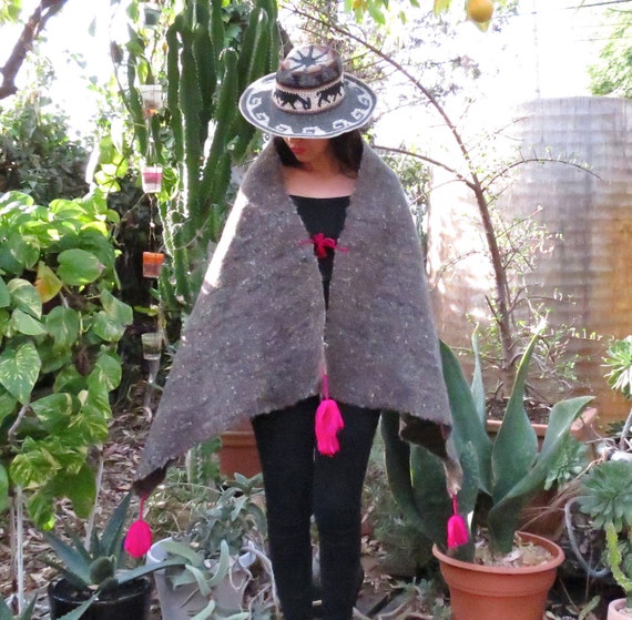 Mexican Wool Shawl / Mexican Wool Capelet / Mexica