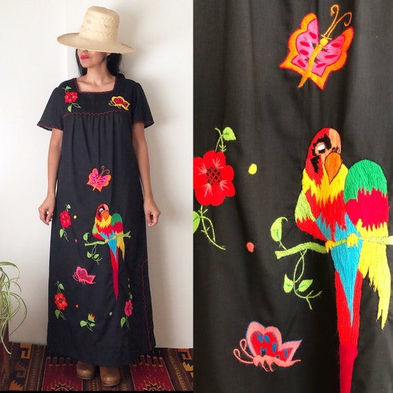 Vintage Mexican Embroidered Kaftan Dress / Mexican