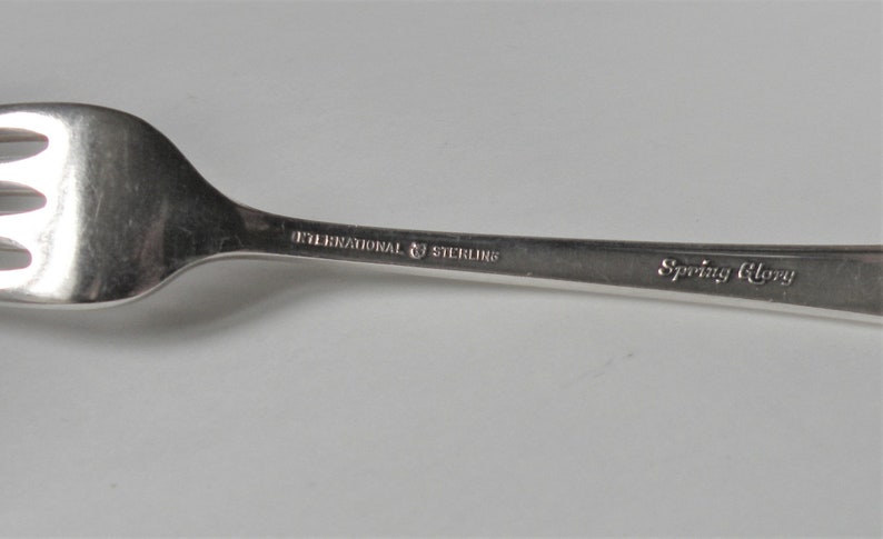 Art Deco Pattern Sterling Silverware Dinner Fork Spring Glory International Silver 7 34 inches Pierced Handle Sterling Cutlery 1942