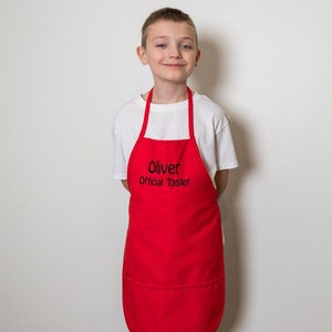 Personalized Child Apron Embroidered 2 Lines of Text image 10