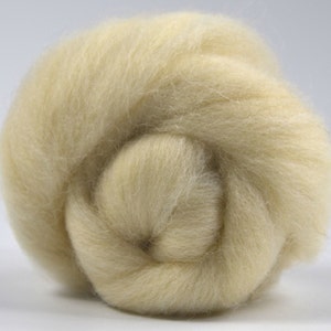 NATURAL- American Farm Wool- Medium Grade Wool Roving for Felting, Spinning, Weaving, Fiber Art