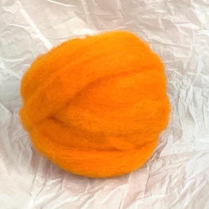 ORANGE- American Farm Wool- Medium Grade Wool Roving for Felting, Spinning, Weaving, Fiber Art