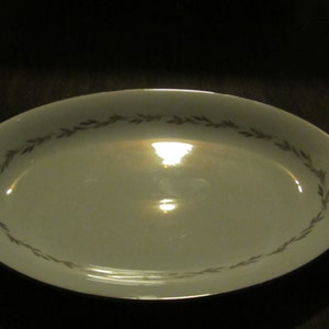 16&quot; Oval Serving Platter