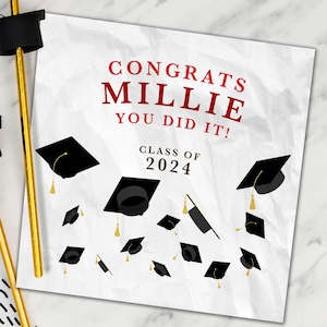 Tovaglioli di laurea personalizzati con nome, confezione da 25, 50, 100, stoviglie per feste di laurea della classe del 2024, tovaglioli di carta usa e getta personalizzati