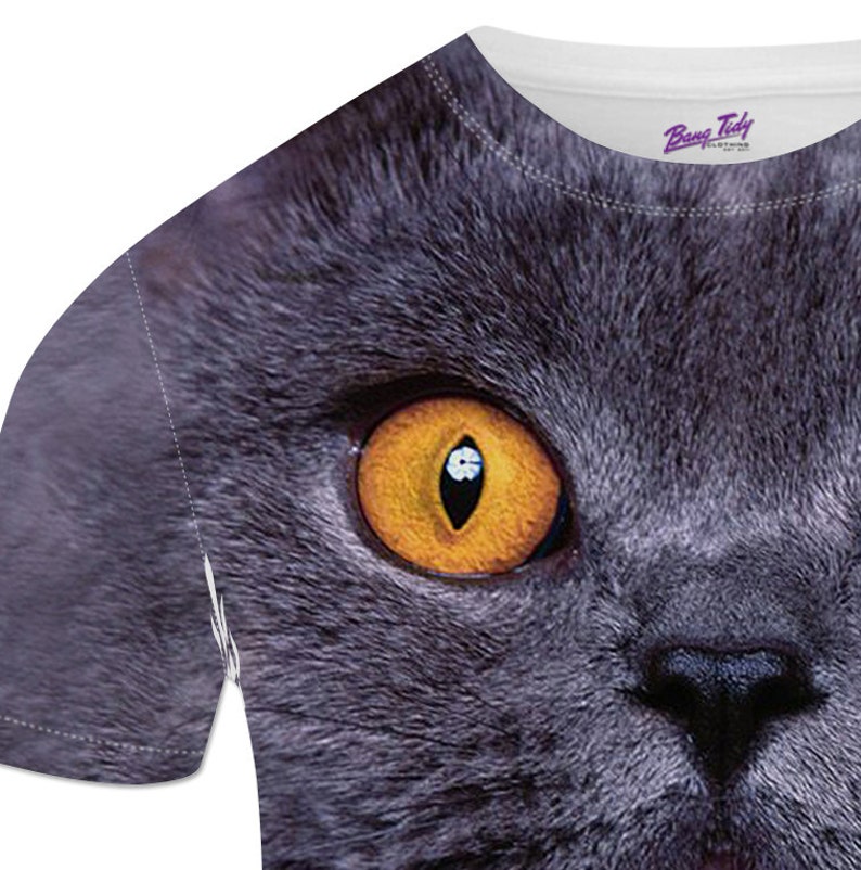 face graphic tee