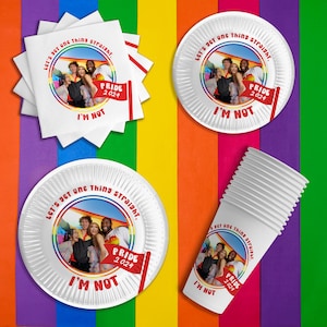 Decorazioni per feste dell'orgoglio: bicchieri, tovaglioli, piatti di carta piccoli e grandi, set di stoviglie personalizzate per celebrazioni LGTBQ+