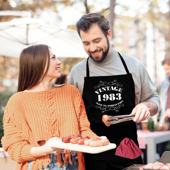 Funny Aprons for Men Women,Gifts For Men,Birthday Gifts For  Husband,Wife,Dad,Mom,Kitchen Chef Cooking BBQ