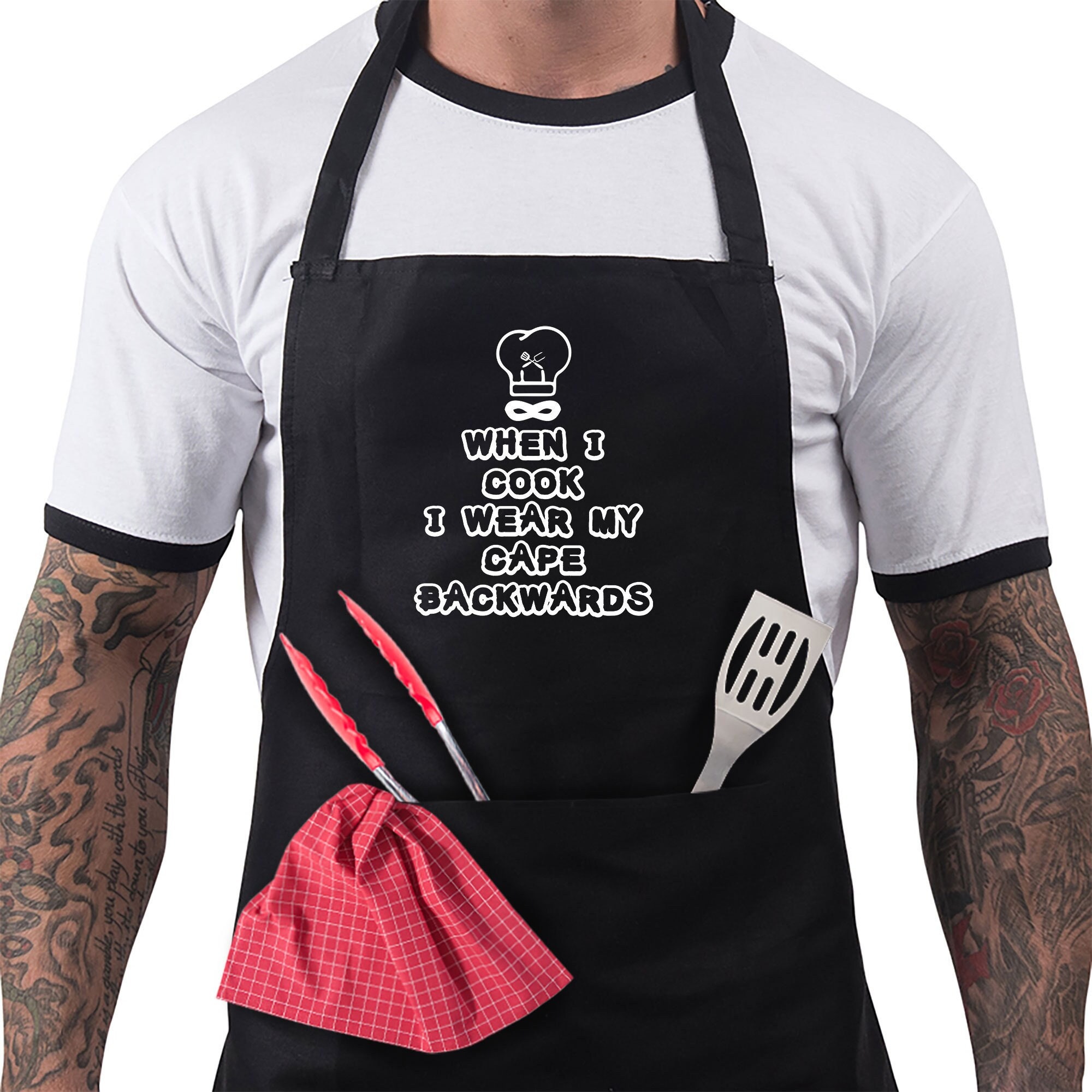 Funny BBQ Apron Grilling Gift Novelty Fathers Day Grilling Gift BBQ I Wear  My Cape Backwards Barbecue Grill Gift for Men 