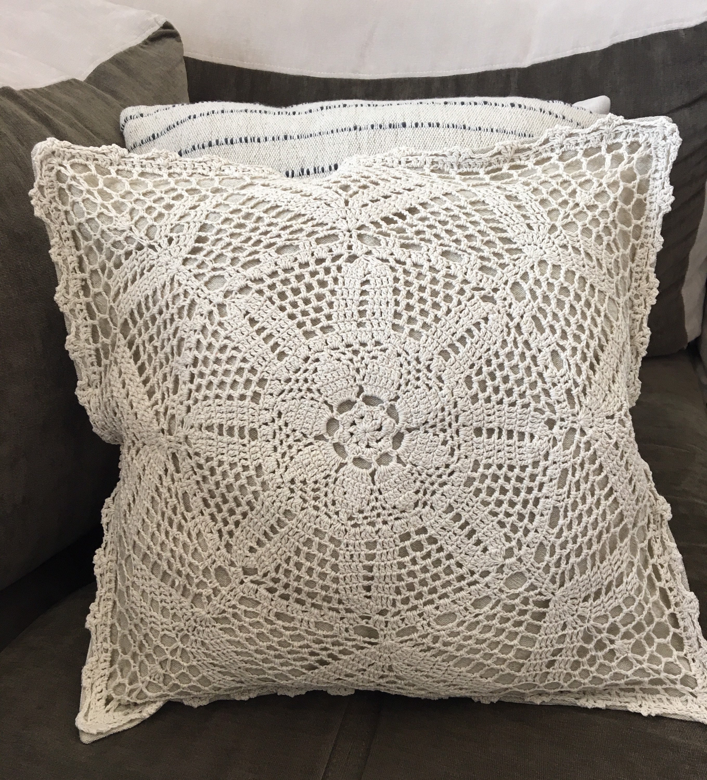 Nappe à Thé neuve au crochet fait main Vintage