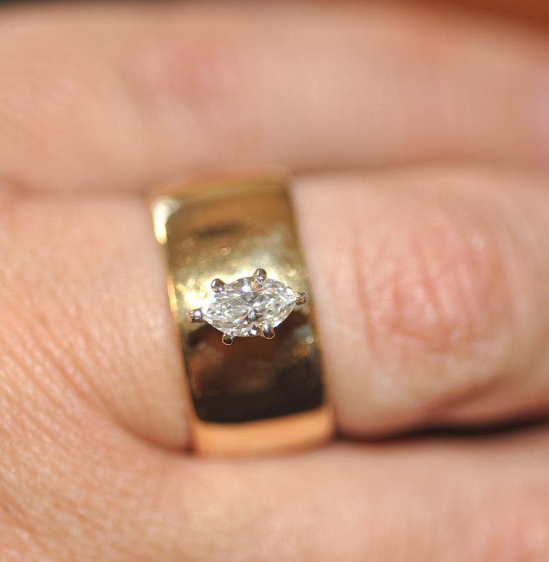 0.45ct Marquise diamond Engagement ring Valuation 6.500K held Etsy