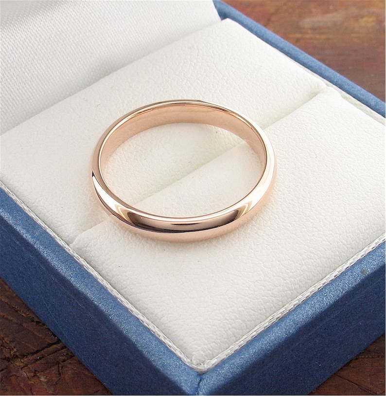 9ct red court band. Ladies rose gold polished finish 3mm wide Wedding ring