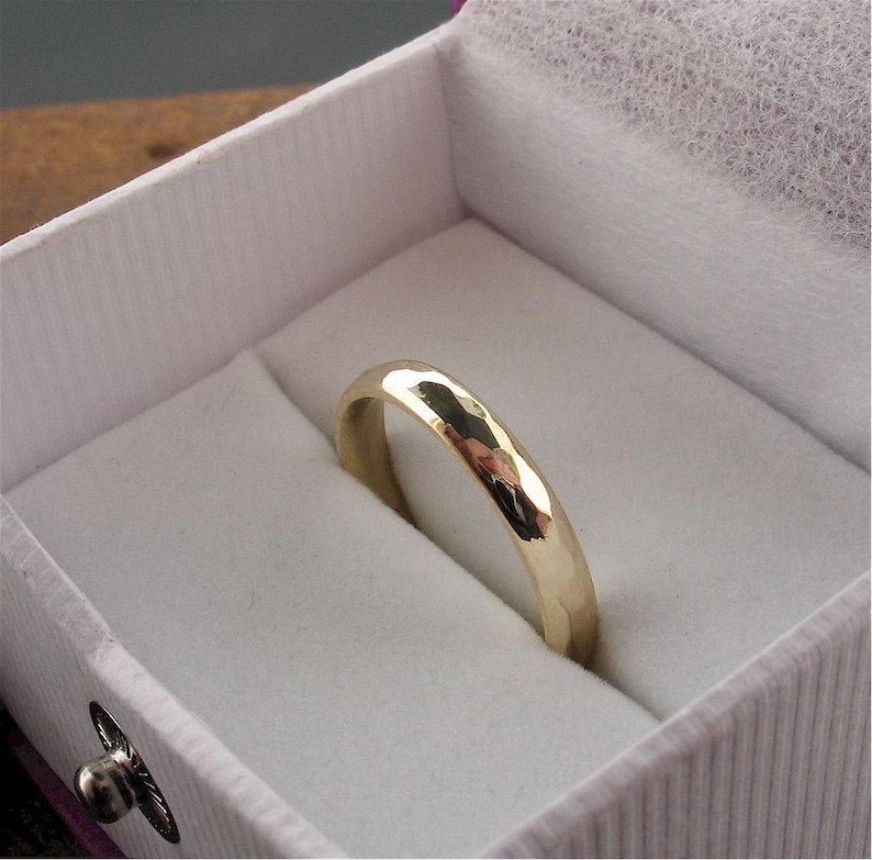 Pebble Hammered handmade wedding band yellow gold 3mm wedding ring design for lady or a man