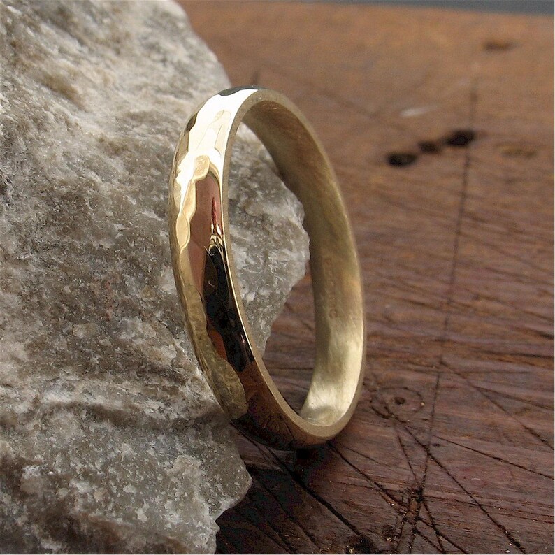 Pebble Hammered handmade wedding band yellow gold 3mm wedding ring design for lady or a man