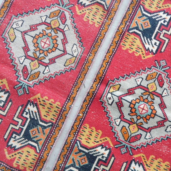Coppia di rug turco, piccola mano fatta a mano Distressed Oushak Rugs, Oriental Matching Runners in colori tenui, Flatweave tappeti per il bagno
