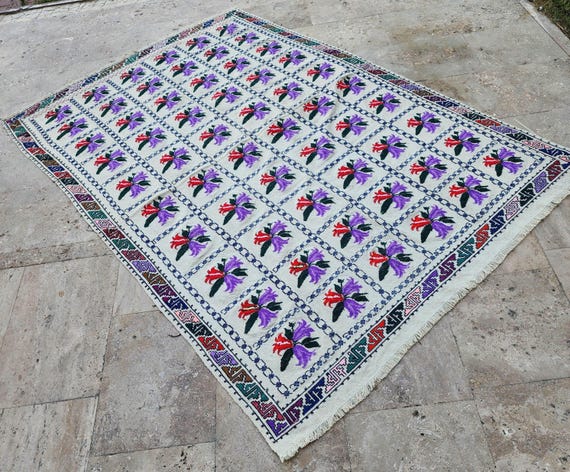 キリム rug Handwoven Floral Pattern Needlepoint Kilim Rug, Turkish Mid
