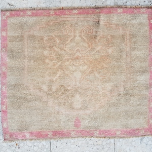 Turkish Rug Mat, Miniature Petite Boho  Rug, Small Bohemian Handwoven Rugs, Mini Area Rug Table Carpet,  28&#39;&#39; X 23&#39;&#39;