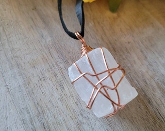 Selenite Necklace, Copper Jewelry, Selenite, Crystal Pendant, Raw Crystal Necklace, Protection Crystals, Gift for her