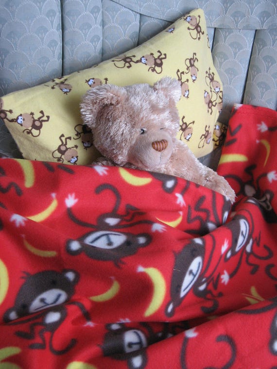 Kids Hooded Cuddle Blanket Changeable Fleece Wrap Throw Pillow Cushion Bear//Cat