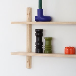 Minimal floating wall shelves