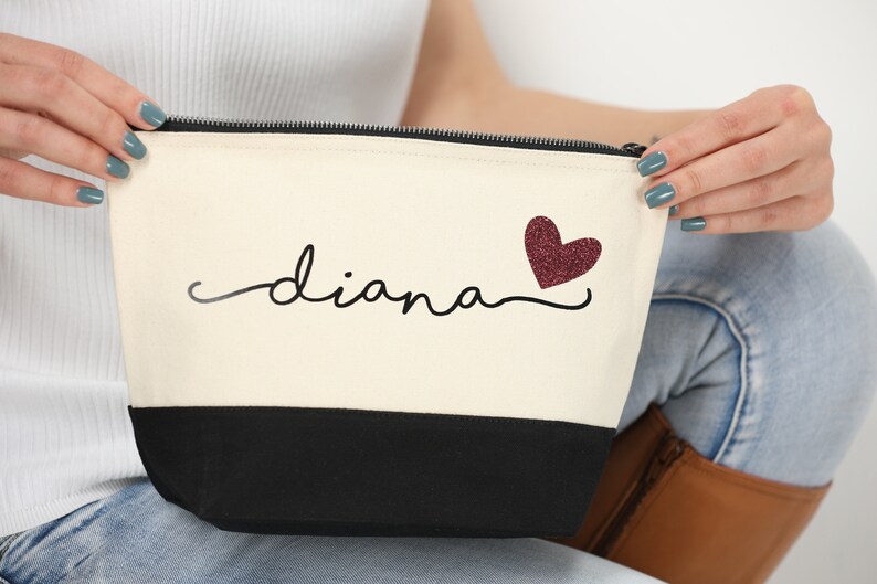 Personalized Makeup Bag, Personalized Gift, Custom Birthday Gift, Personalized Gift for Mom from Daughter, Personalized Gift for Women image 8