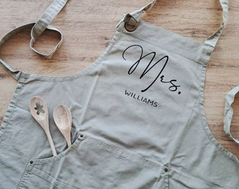 Personalized Apron with Pockets Engagement Gift Wedding Shower Gift Cute Custom Apron Bridal Shower Gift Bridal Gift Wedding Gift Bride Gift