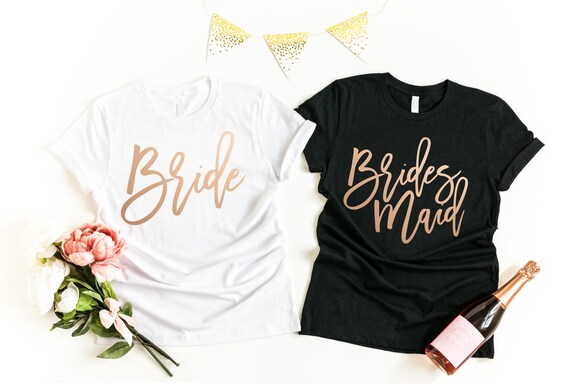 Bachelorette chemises, chemises chemise fête nuptiale, demoiselle d’honneur, mariée chemise, cadeau chemise mariée, mariée T-shirt, chemise Bachelorette, cadeau chemise, de demoiselle d’honneur d5a51c Bachelorette chemises, chemises chemise fête nuptiale, demoiselle d’honneur, mariée chemise, cadeau chemise mariée, mariée T-shirt, chemise Bachelorette, cadeau chemise, de demoiselle d’honneur d5a51c
