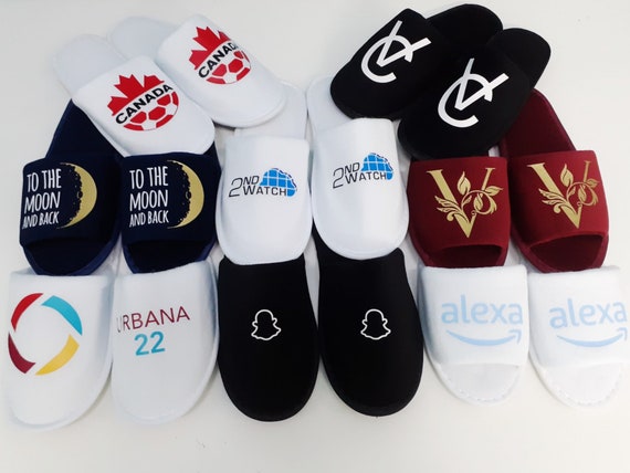 Source Manufacturer Hotel Slipper Brand Logo Shoes Custom Print