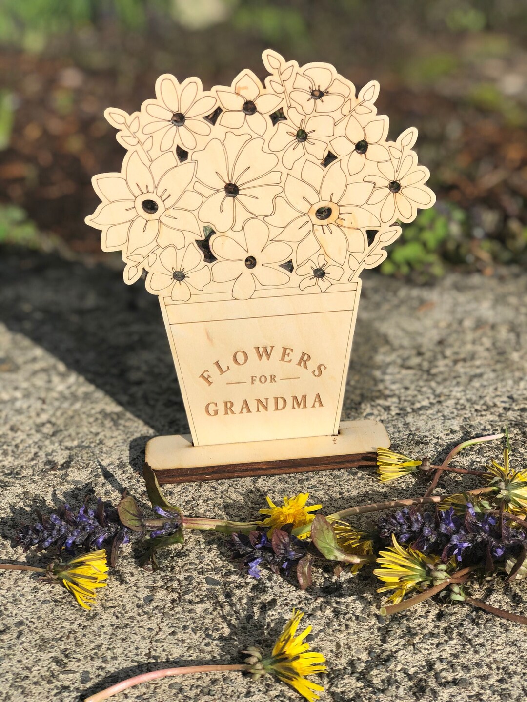 Flowers for Grandma Mothers Day Gift Wooden Flower Holder for Grandma