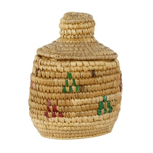 Alaskan Eskimo Lidded Jar