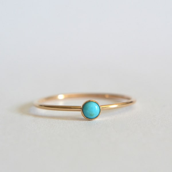 Gouden turkoois ring, turkoois ring, turkoois goud ring, turkoois gouden ring, sierlijke turkoois ring, gouden stapelring, minimalistische ring