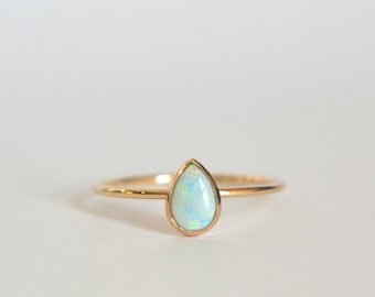 14k Solid Gold Teardrop Opal Ring, Natural High Quality Opal, Pear Shaped Gemstone, Dainty and Minimal, Gifts for Her, Anniversary Gifts